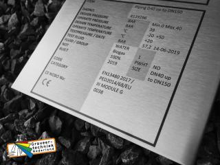 RVS plaat, deels gerasterd